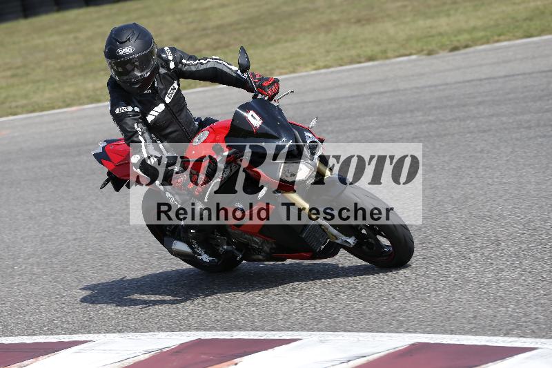 /49 26.08.2025 Cornu Master School ADR/gruen-vert/0-1